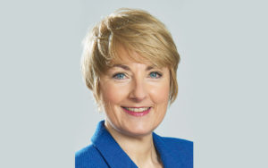 Diplomatisch an die Spitze