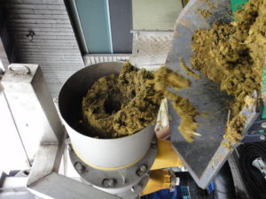 Mehr Energie aus Rindergülle