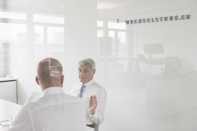 wechselstube.ch: Schweizer Unternehmen sparen Tausende Franken dank smarter Devisenlösungen