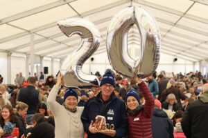 Rekord: 18’000 Besucher:innen sammeln 35’000 Franken beim 20. HUG Chnusperhäuschen-Event